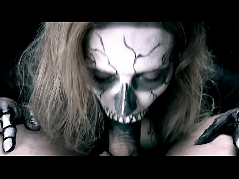 ❤️ Demon jente suger kuk med sin svarte munn og svelger cum. ❤❌ Porno hos oss no.courseclass.ru ☑